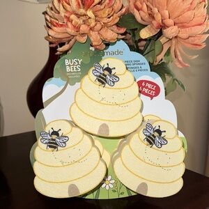 NWT simplemade “Busy Bees” 6 piece sponges